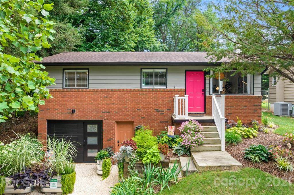 453 Riverview Drive - Photo 1