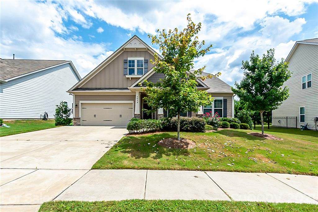 5039 Wesley Court - Photo 1