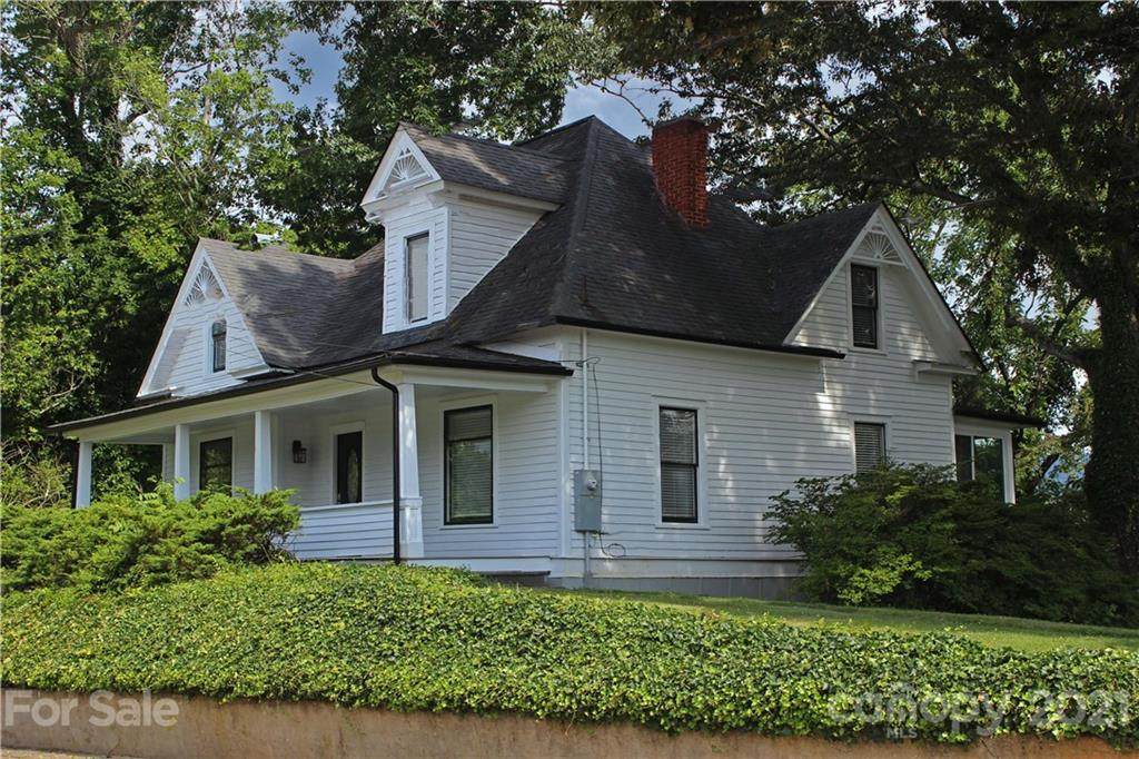 194 Academy Street - Photo 1