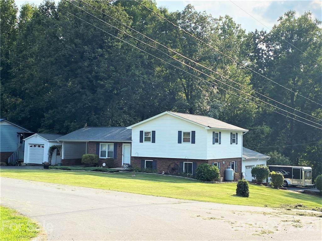 5069 Piedmont Circle - Photo 1