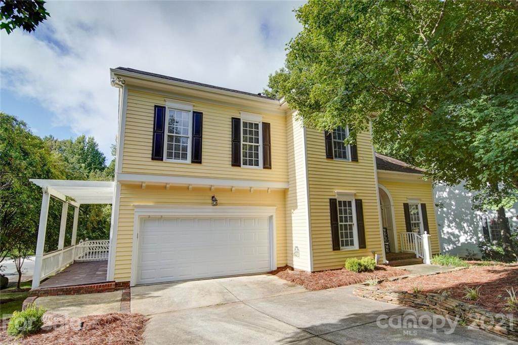 8101 Winter Oaks Court - Photo 1