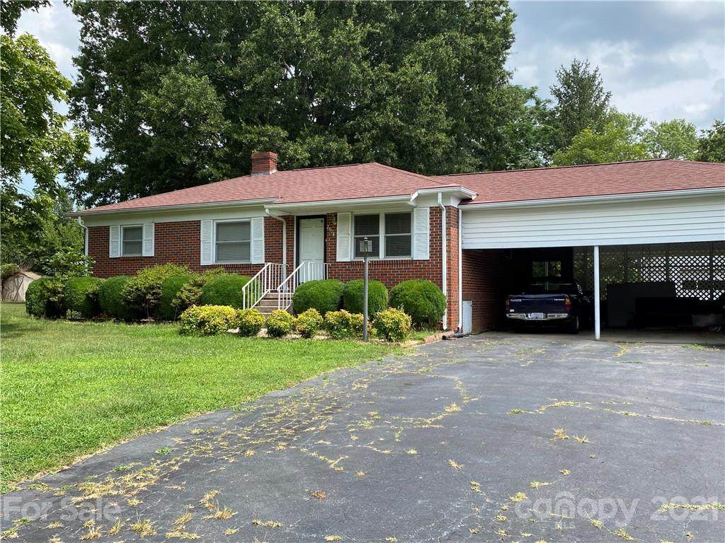2914 20th Street - Photo 1
