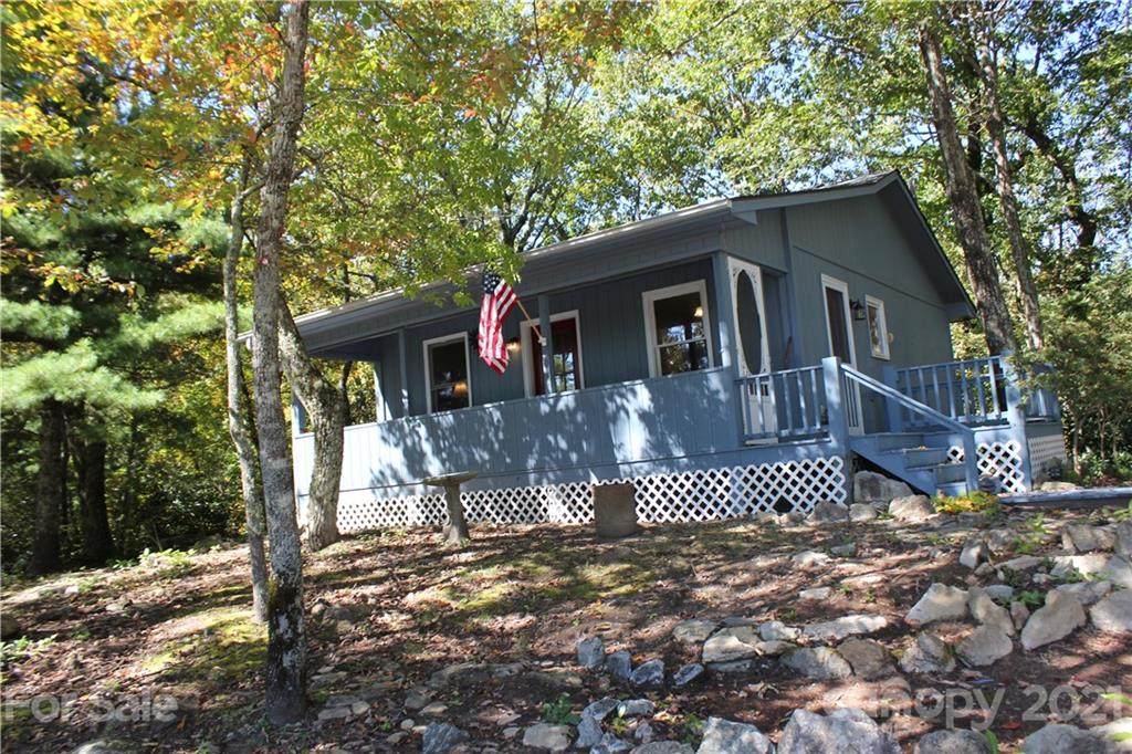 7904 Pinnacle Mountain Road - Photo 1