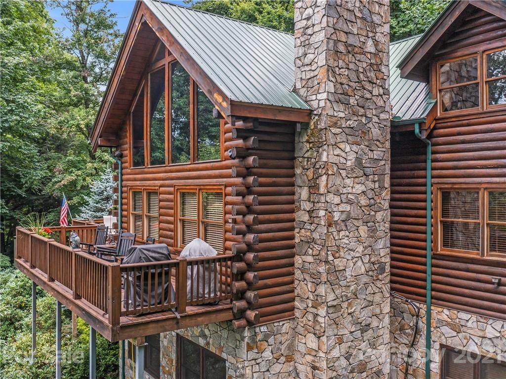 364 Deer Trail Drive - Photo 1
