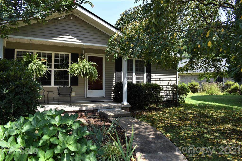 2375 Rosemont Court - Photo 1