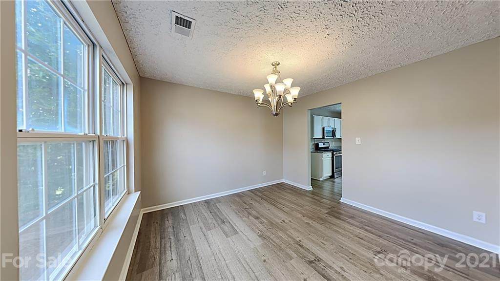 6116 Brookfield Pointe Drive - Photo 1