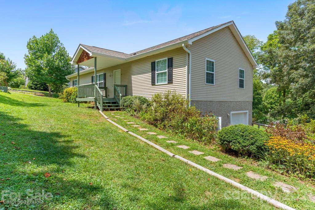 20 Ellege Lane - Photo 1
