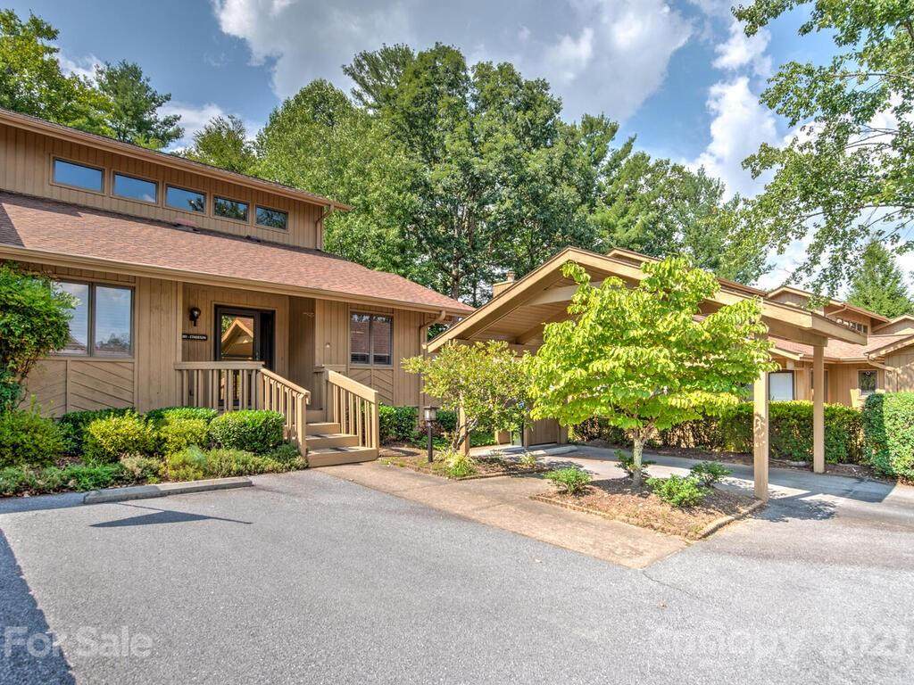301 Red Oak Drive - Photo 1