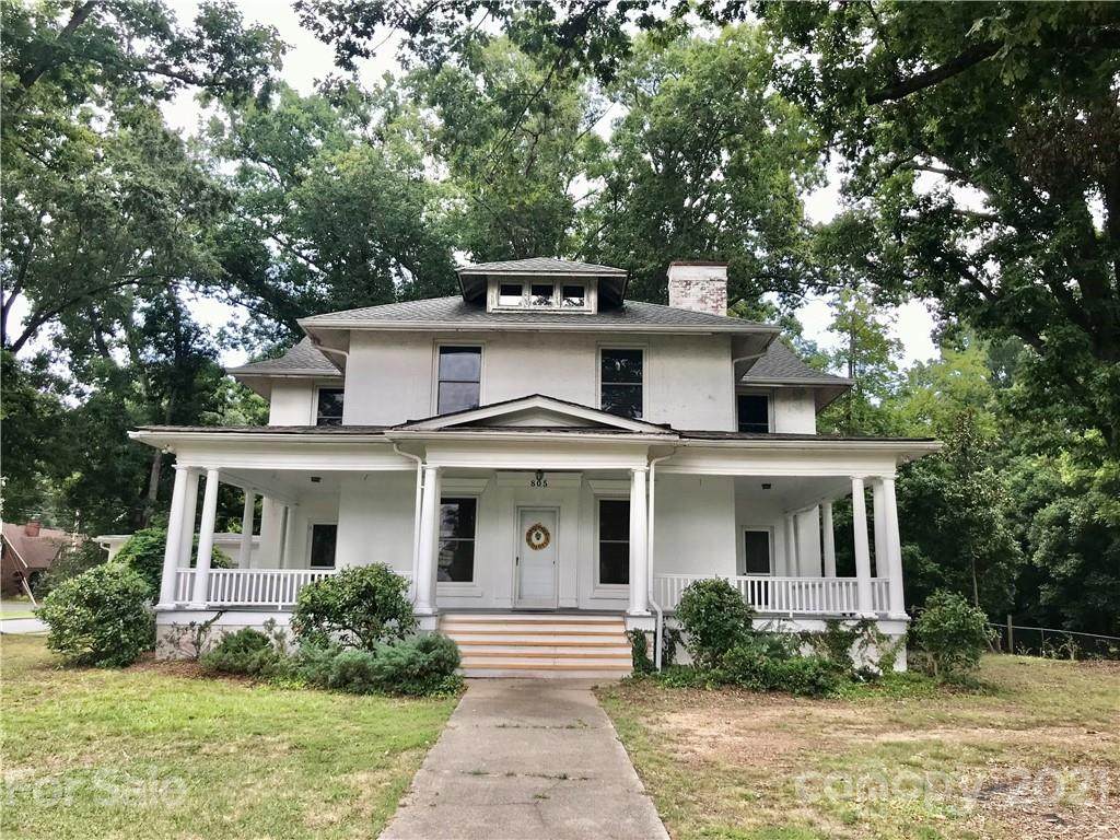 805 Montgomery Avenue - Photo 1