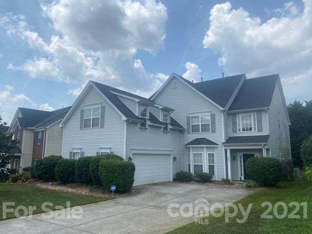 450 Clearwater Drive - Photo 1
