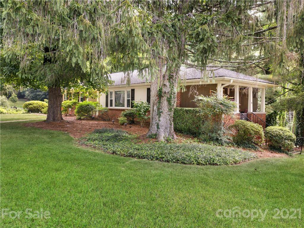 8 Bevlyn Drive - Photo 1