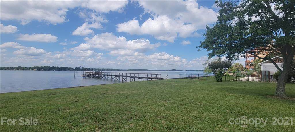 17800 Largo Place - Photo 1