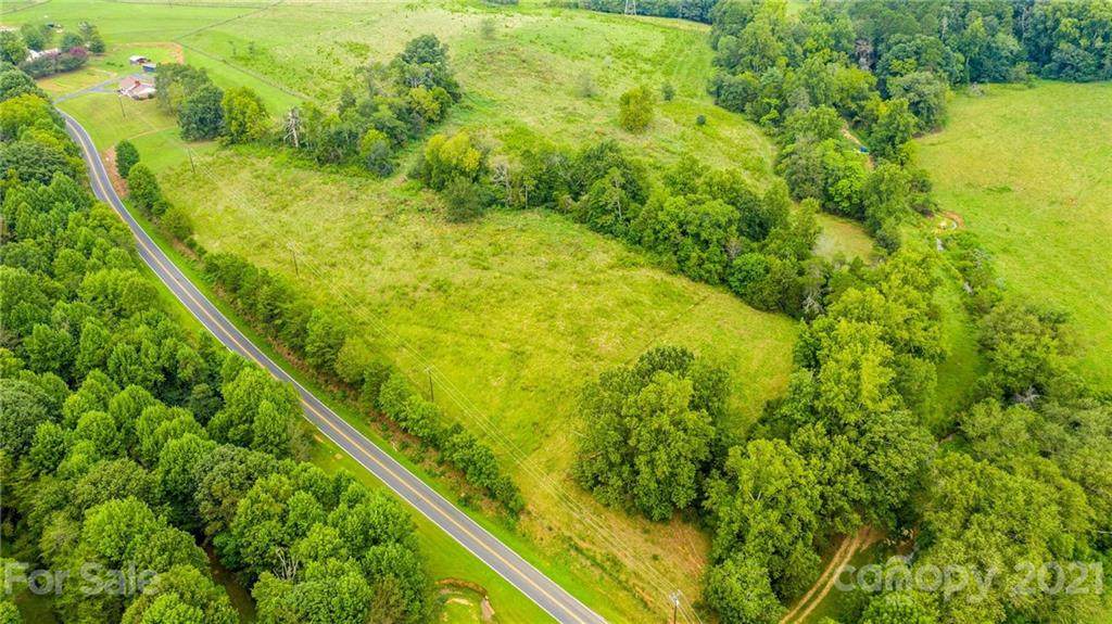 2692 Community Road - Photo 1