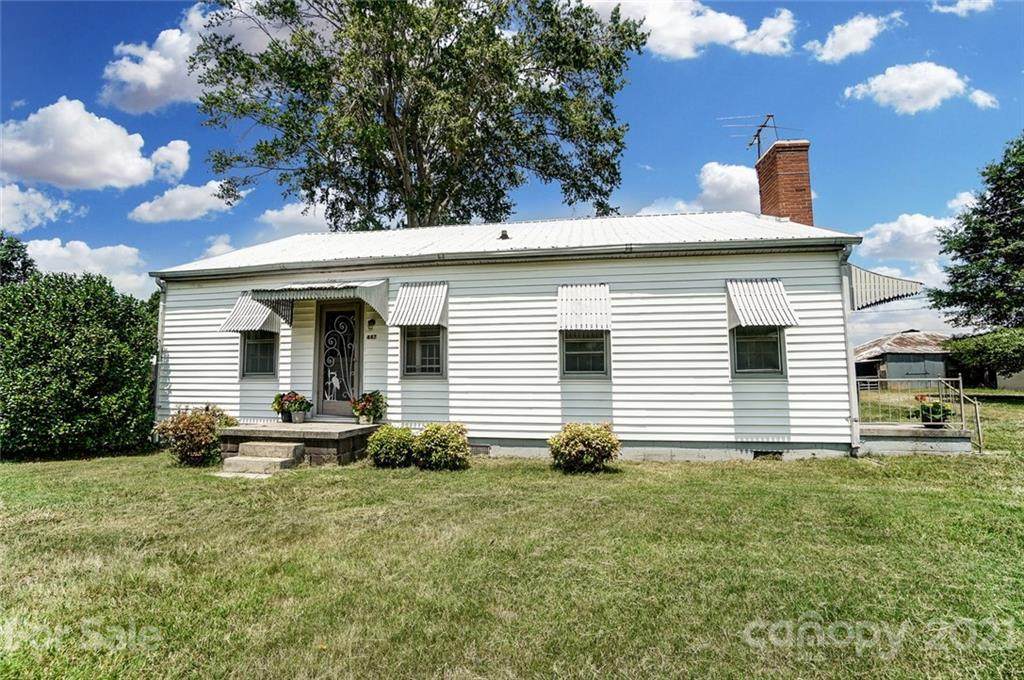 447 Barry Oak Road - Photo 1