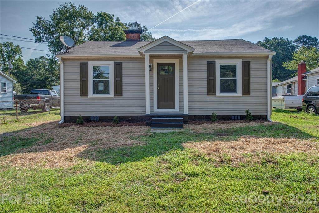 502 Maple Street - Photo 1