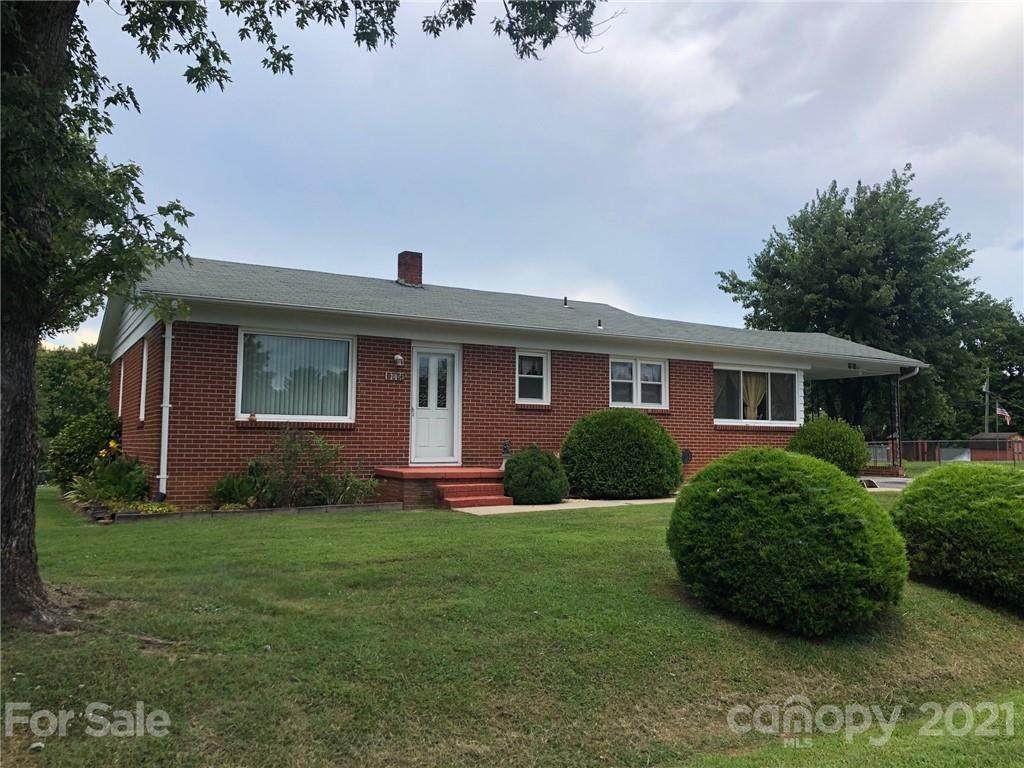 1083 Elm Circle - Photo 1