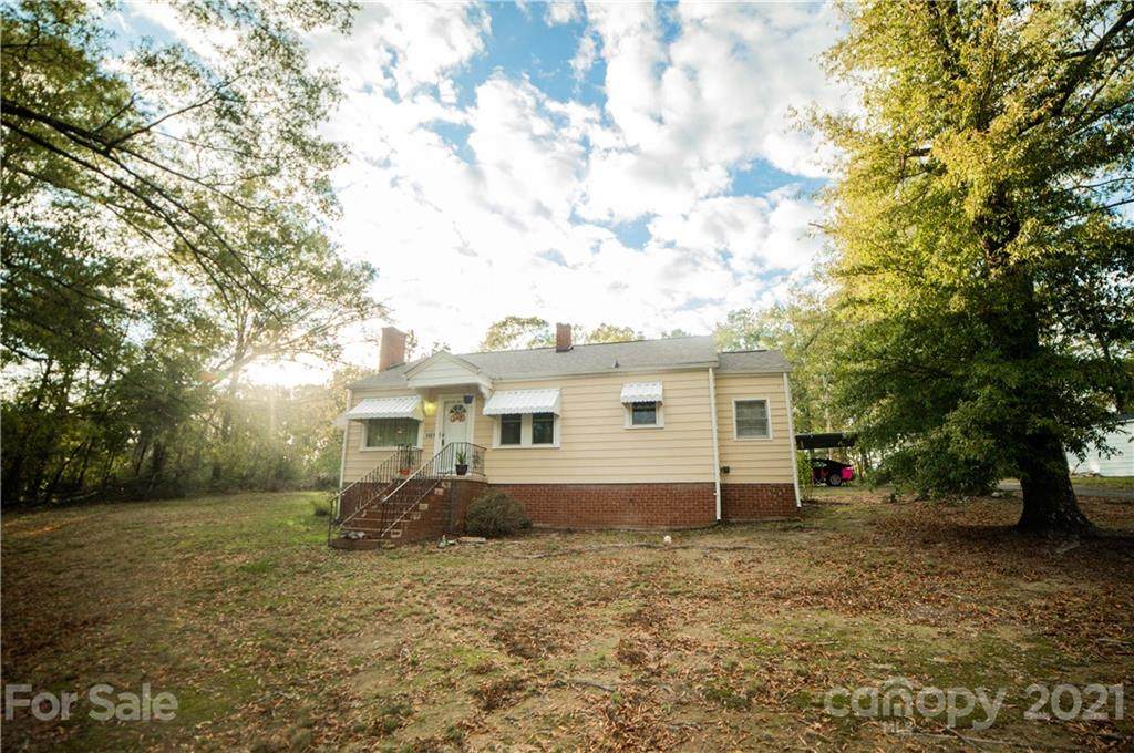 1451 Hilltop Street - Photo 1
