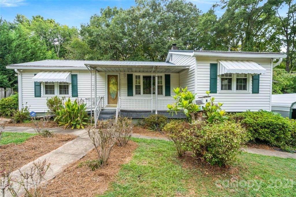 313 Washington Street - Photo 1