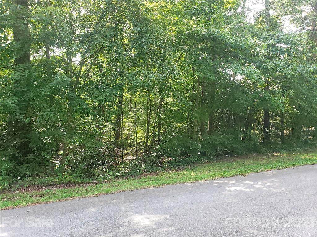 121 Camelot Street - Photo 1