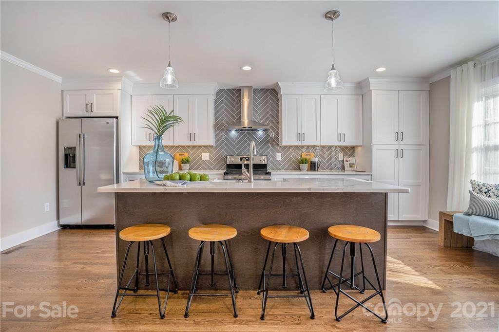 4201 Vinetta Court - Photo 1