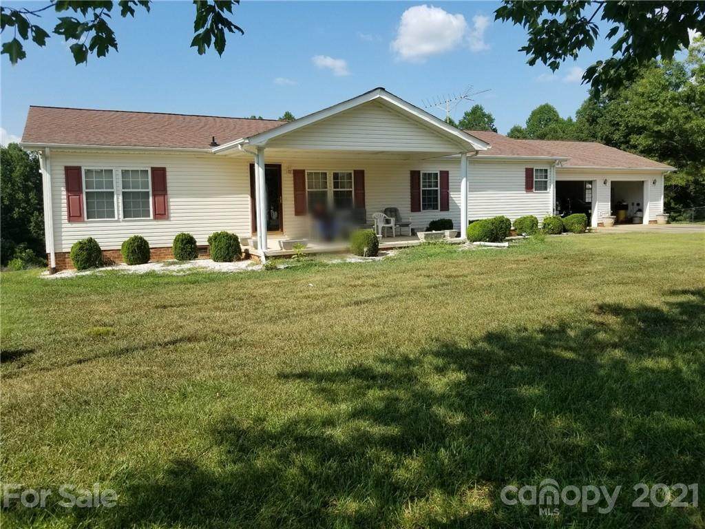 4988 Hot Rod Road - Photo 1