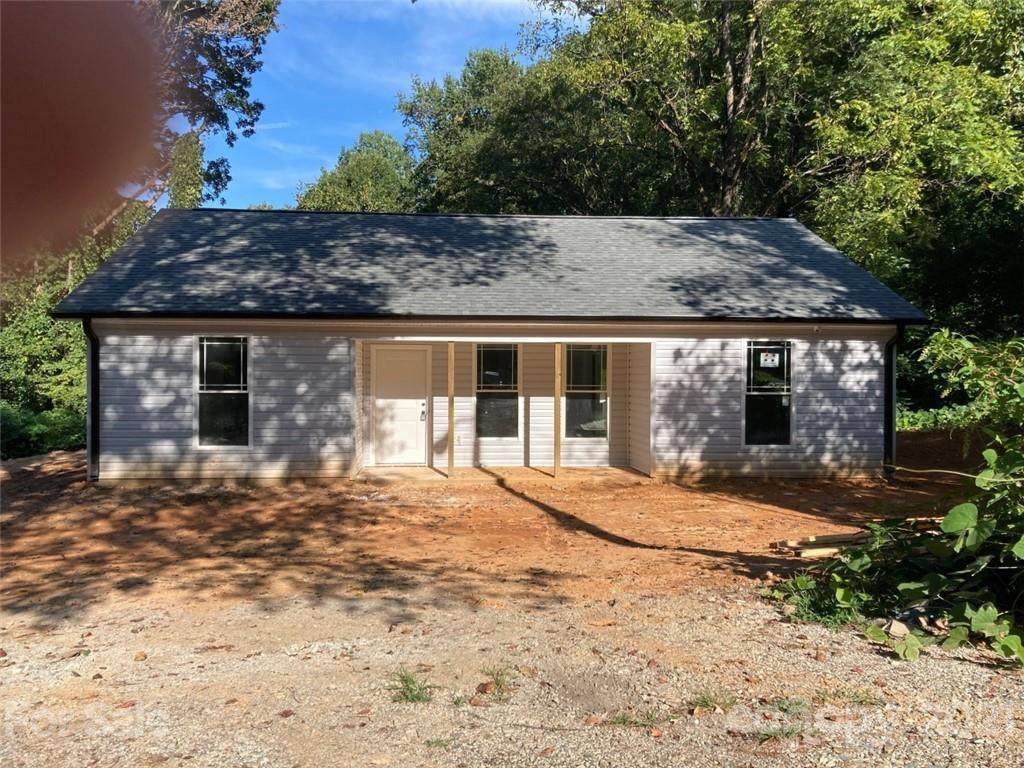 285 Hannah Avenue - Photo 1