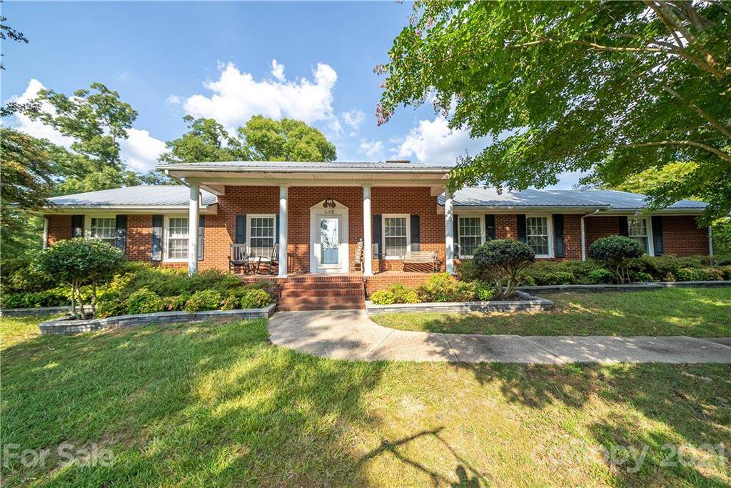 645 Oak Ridge Road - Photo 1