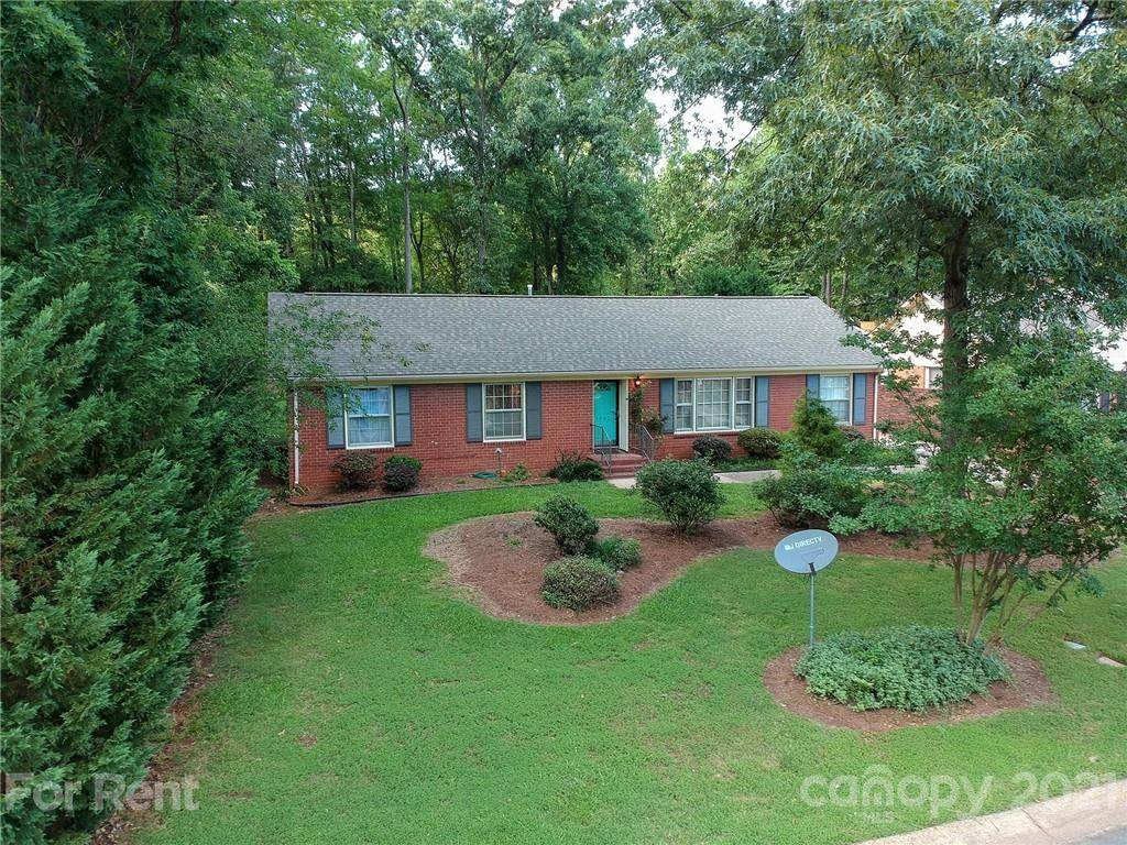 1042 Pinafore Drive - Photo 1