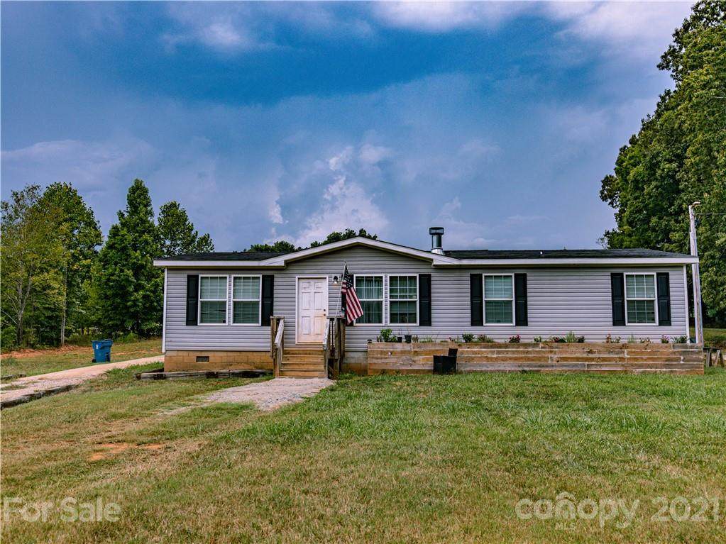 4865 Emma Love Lane - Photo 1