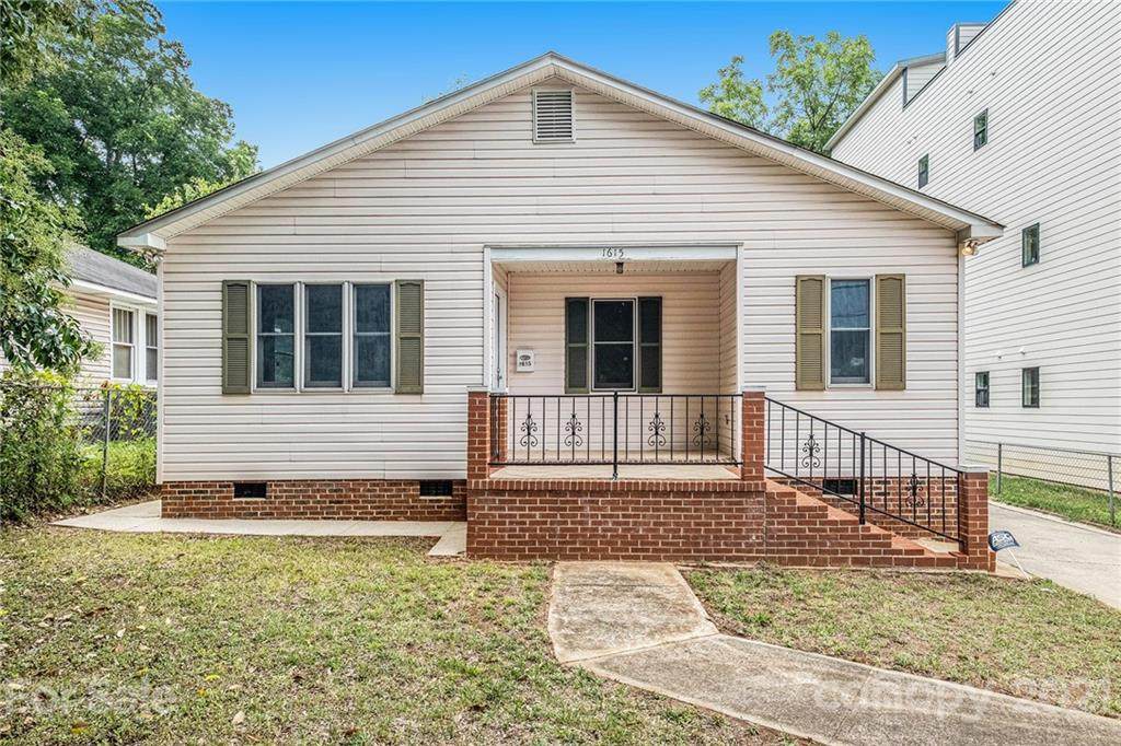 1615 Davidson Street - Photo 1