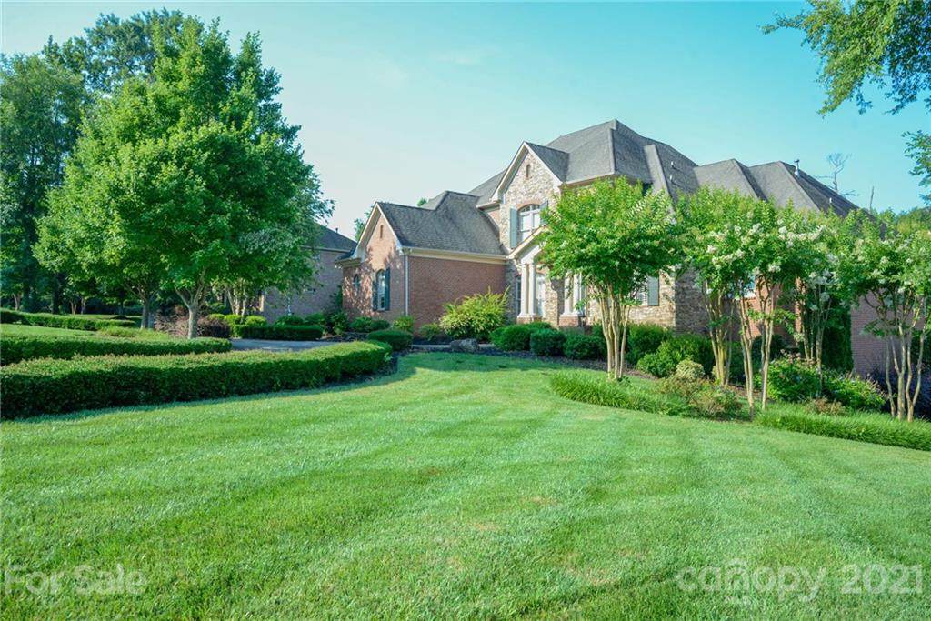 1359 Shinnecock Lane - Photo 1
