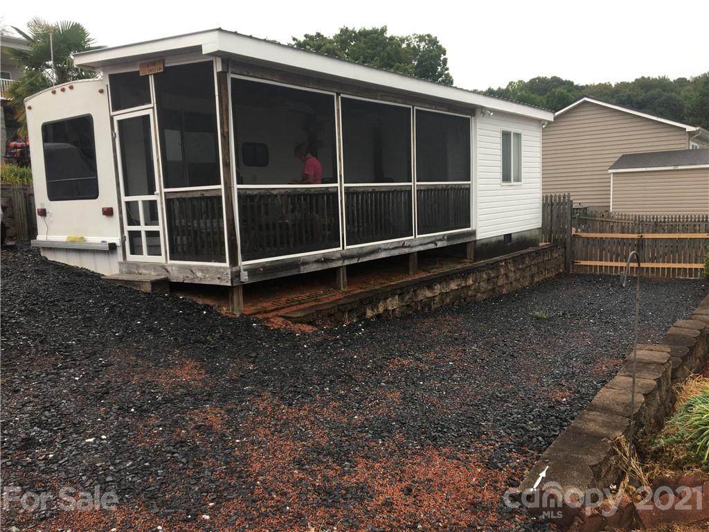 111 Dare Lane - Photo 1