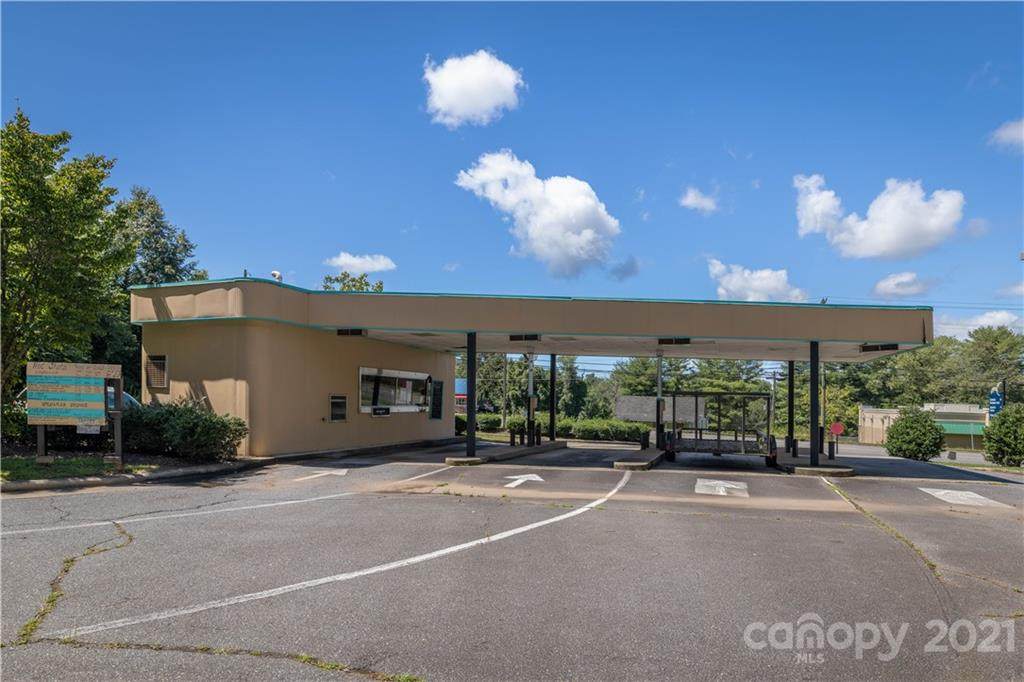 810 Fleming Drive - Photo 1