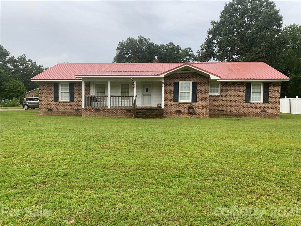 817 Main Street - Photo 1