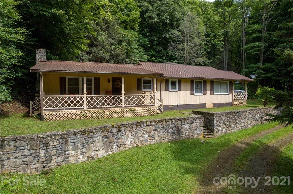 51 Mohican Lane - Photo 1