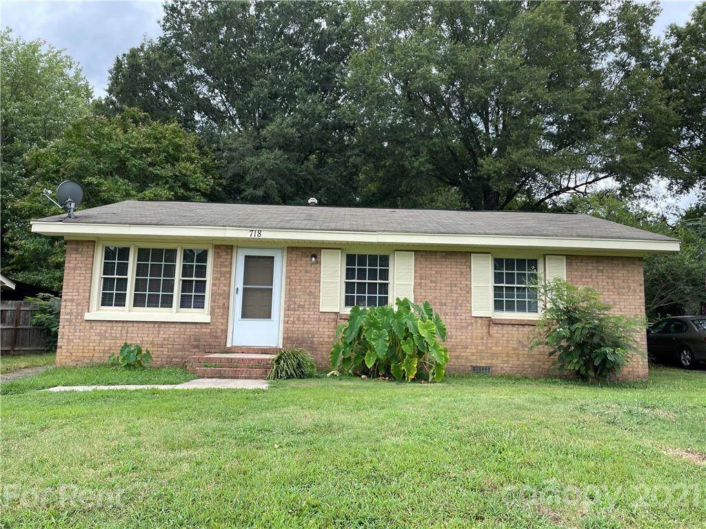 718 Glasgow Road - Photo 1