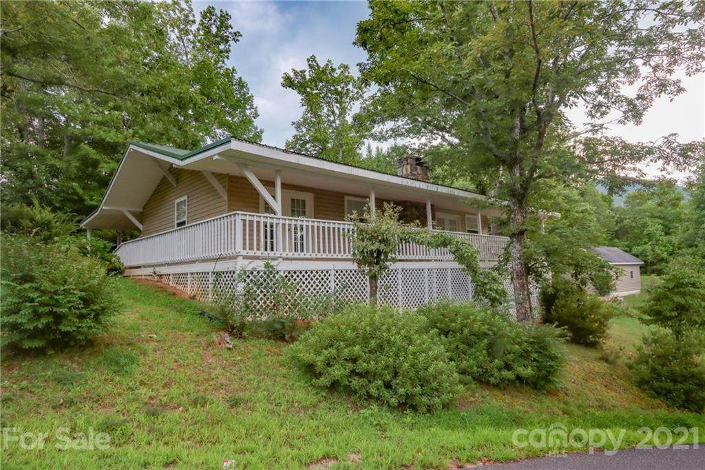 130 Sherwood Drive - Photo 1