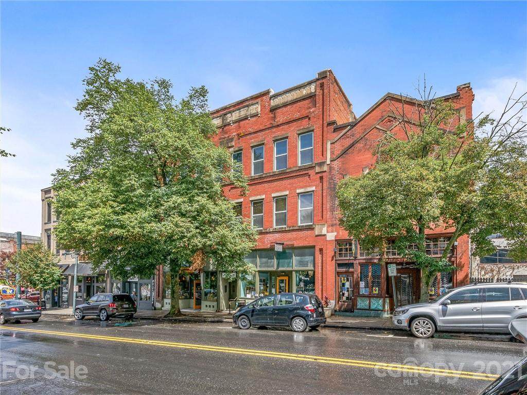 32 Broadway Street - Photo 1