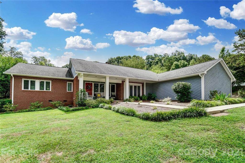 2015 Weddington Road - Photo 1