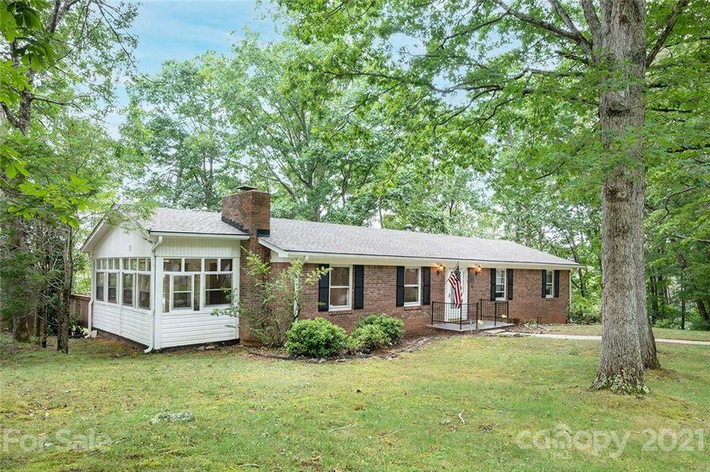 19 Brushwood Road - Photo 1