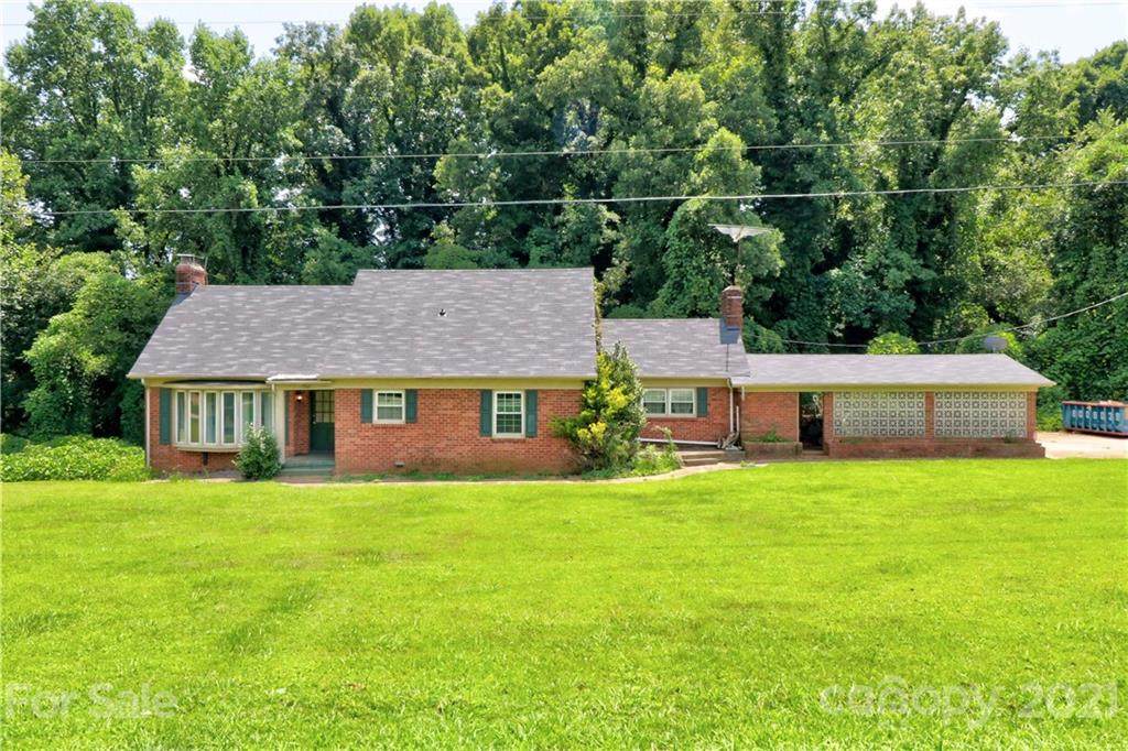 1501 Smith Farm Road - Photo 1