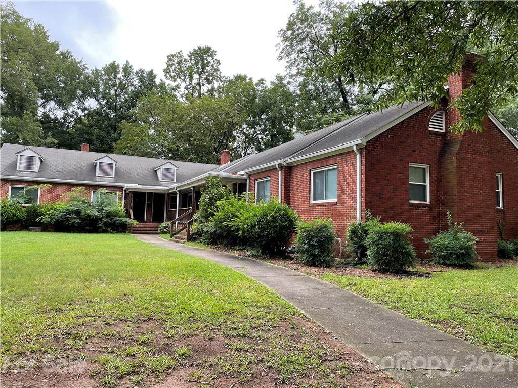 320 Sylvania Avenue - Photo 1