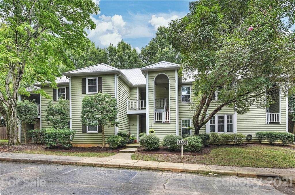 3306 Selwyn Farms Lane - Photo 1