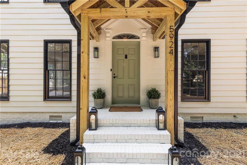 5924 Portburn Road - Photo 1