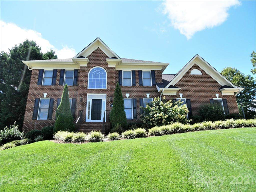 844 46th Ave Drive - Photo 1