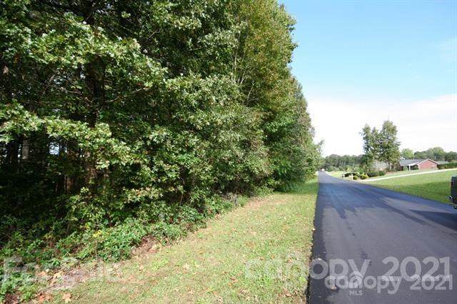 421 Seven Springs Loop - Photo 1