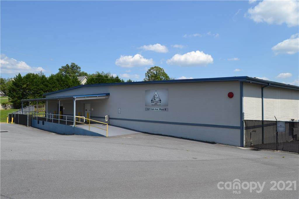 121 Falls Avenue - Photo 1