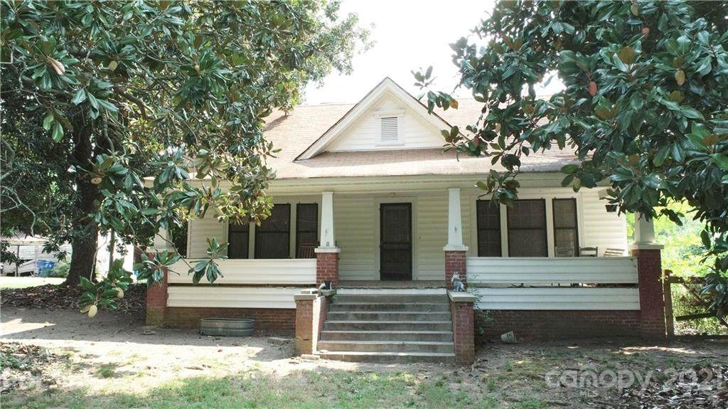 224 Clinton Avenue - Photo 1