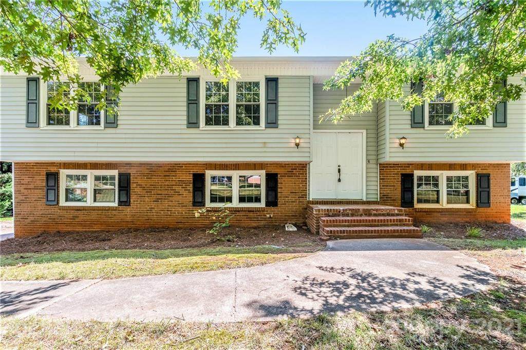 3310 Windrow Lane - Photo 1