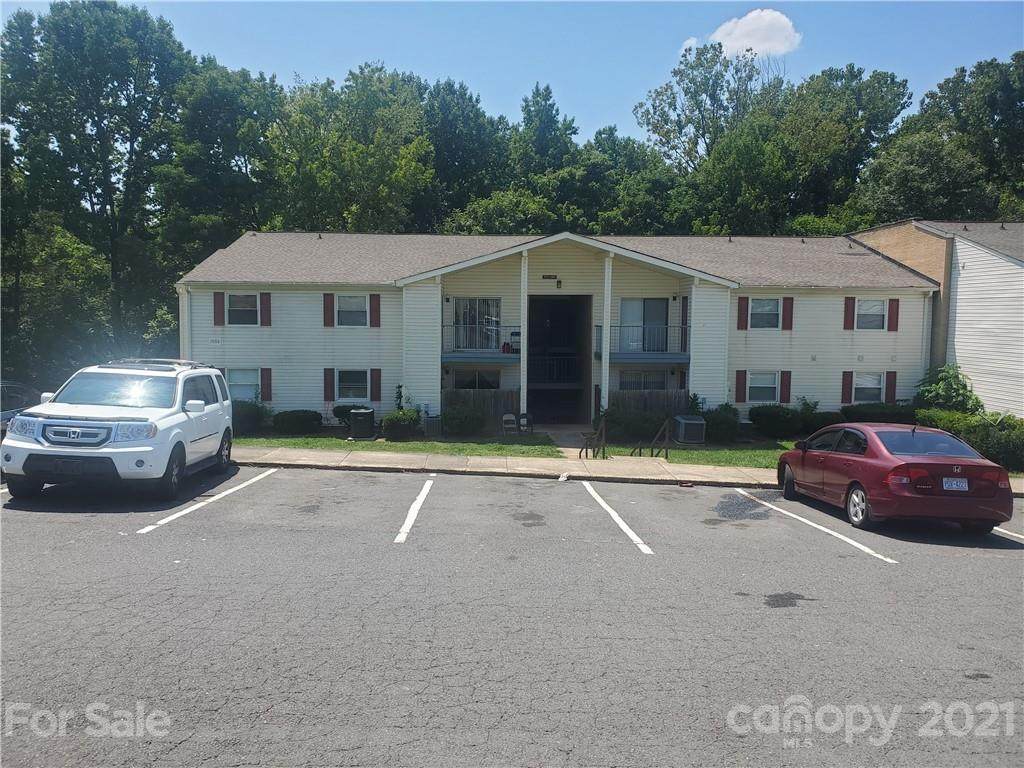 7984 Shady Oak Trail - Photo 1